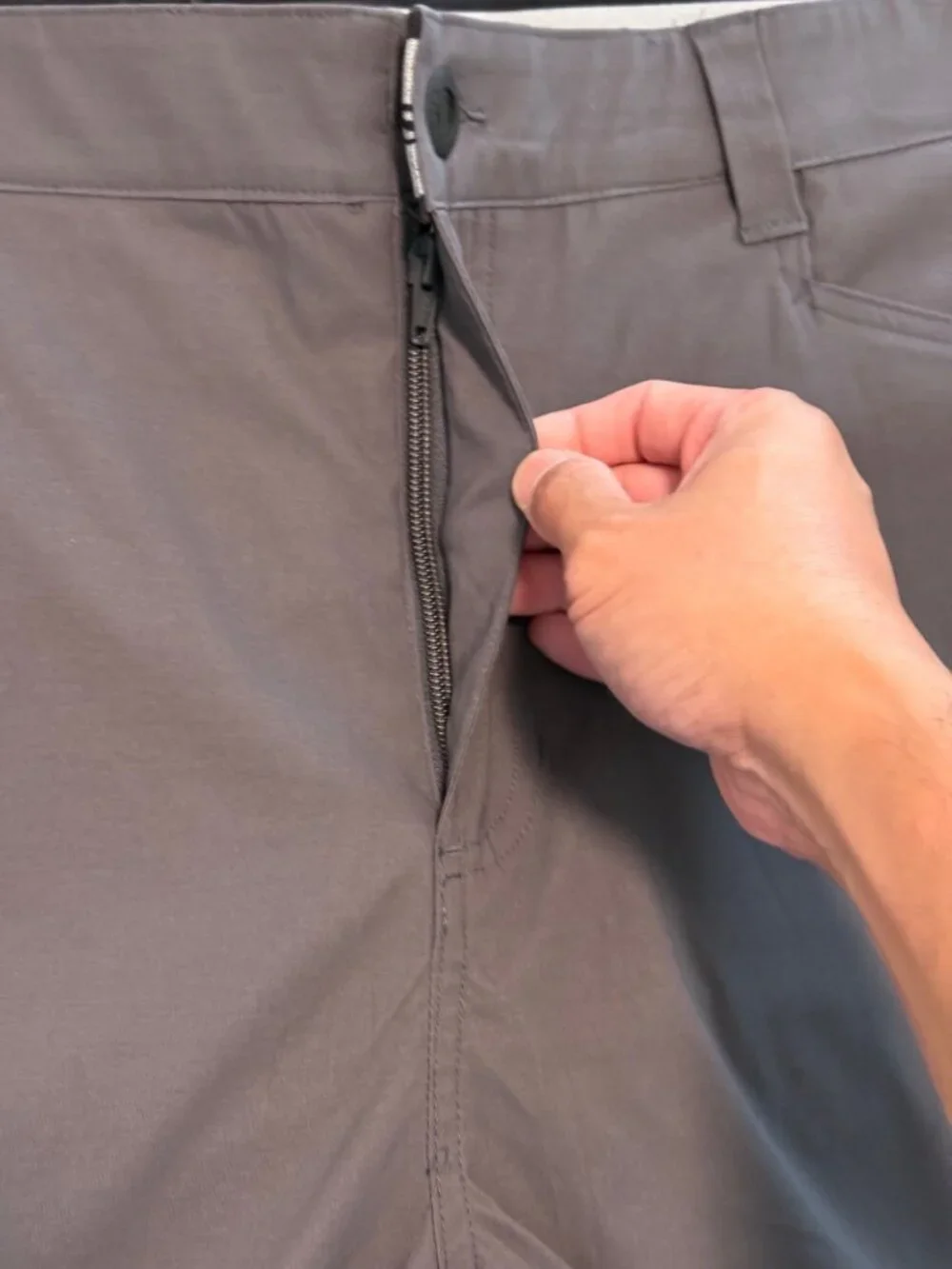Orvis Trek Pant Mens 40x30 Forged Iron Eco Water-Repellent Stretch Nylon Spandex